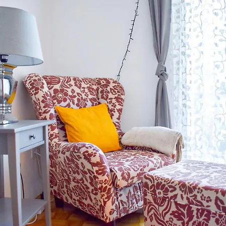 Apartment Awesome In With Wifi