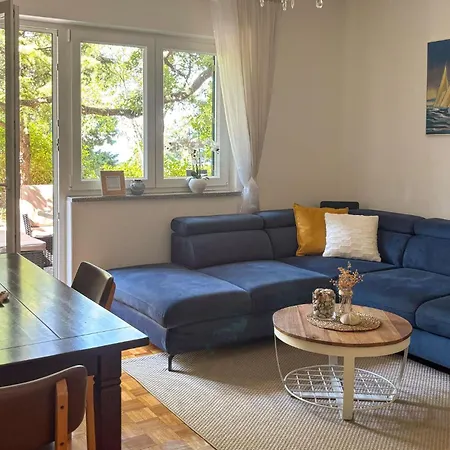 Apartment Awesome In With Wifi