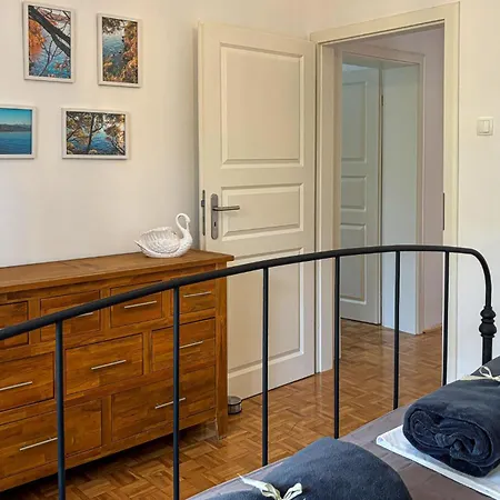 Awesome In With Wifi Apartment Novi Vinodolski